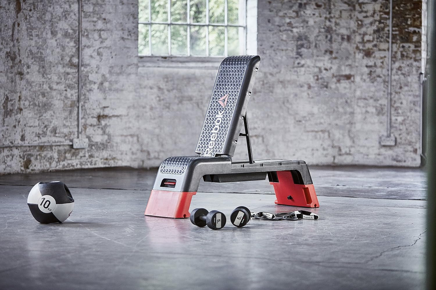 Adjustable Multipurpose Bench for Aerobic Strength Training - Incline & Decline Options